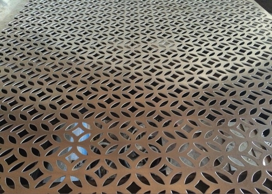 Stijl van Mesh Round Hole Punched Weave van het Koolstofstaal de Geperforeerde Metaal