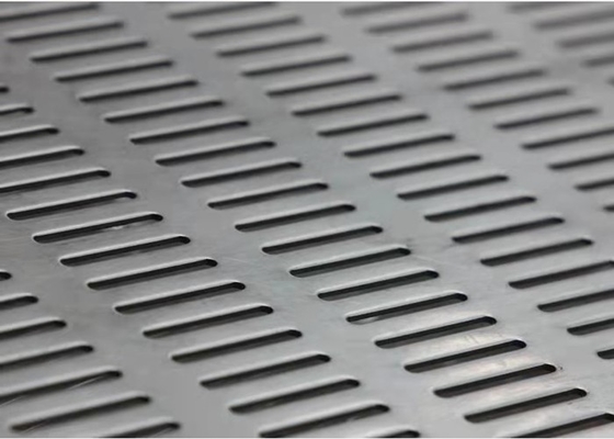 Ingelaste het Metaalcomités 0.58mm van het Gatenaluminium Geperforeerde Blad Dikte