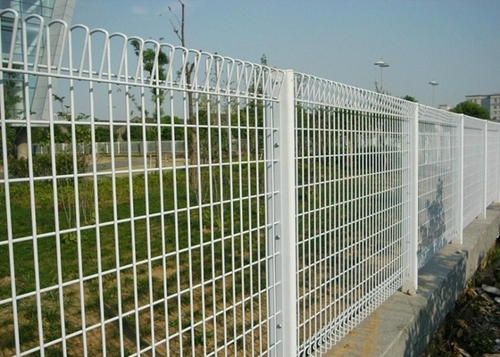 Heet Ondergedompeld Gegalvaniseerd pvc bedekte Draadnetwerk, BRC-Omheining van de Broodjes de Hoogste Draad met een laag